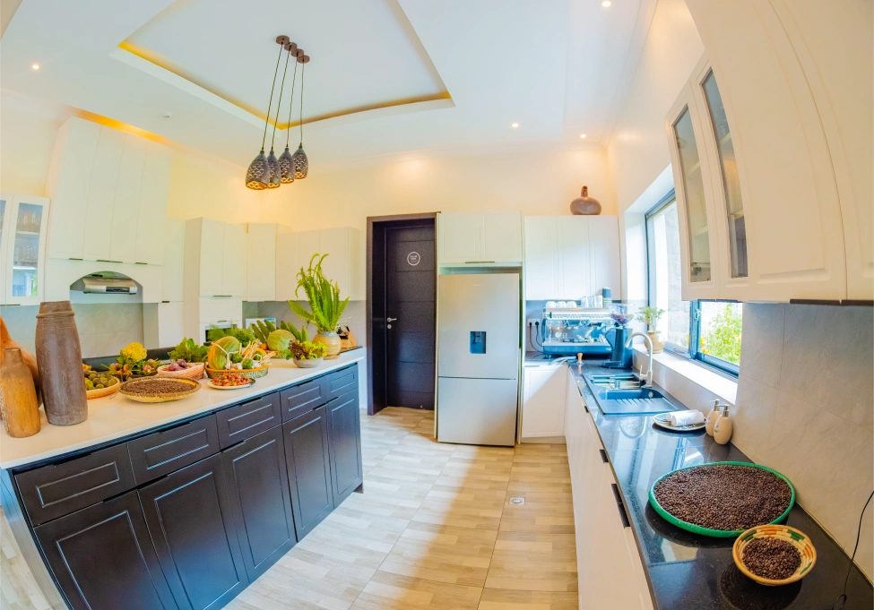 Farmhouse Rwanda - Rubibi Main House Kitchen