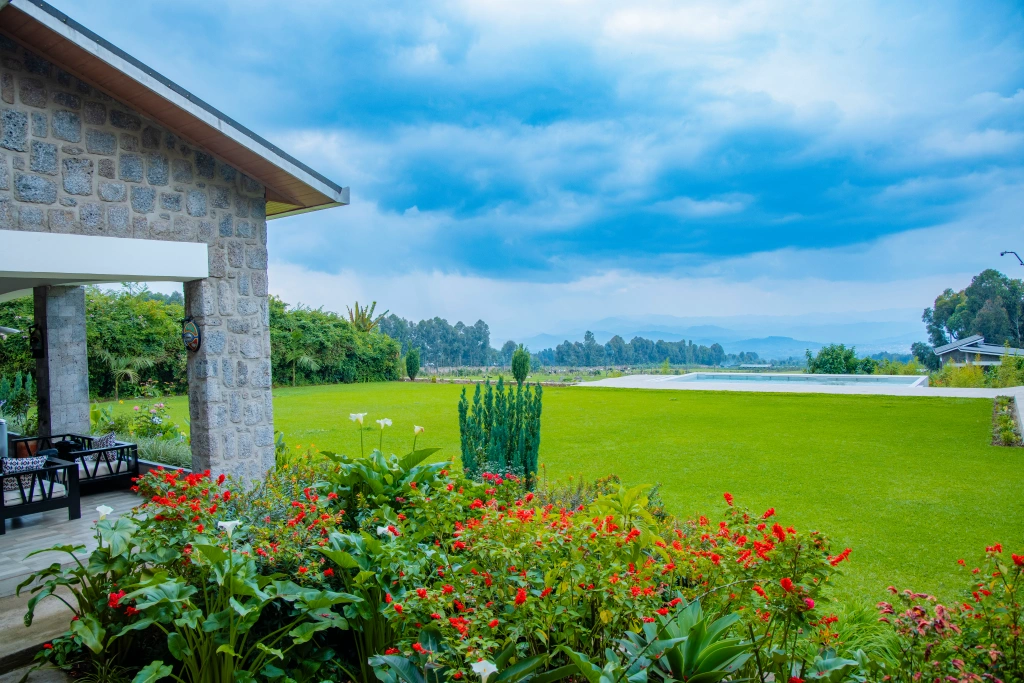 Farmhouse Rwanda - Rubibi Main House Terrace view
